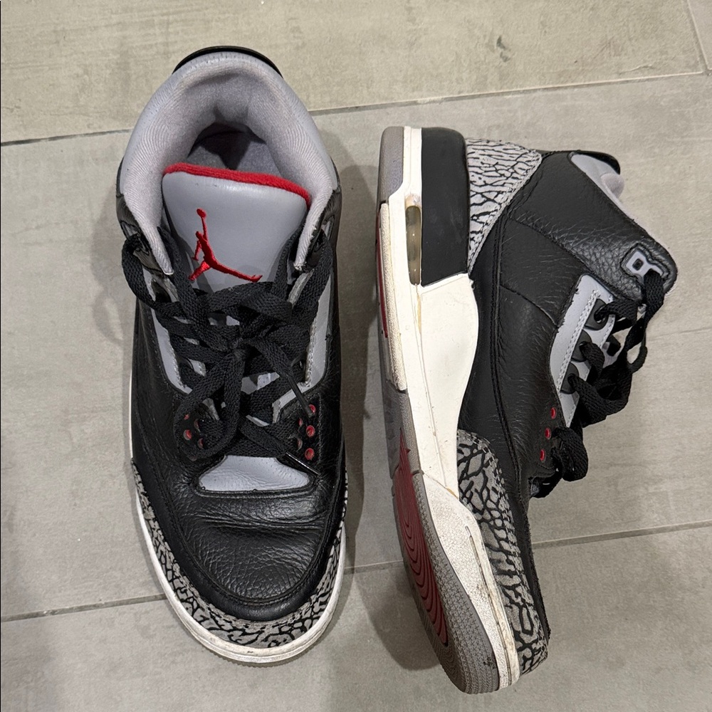 Air Jordan 3 Retro OG "Black Cement"
